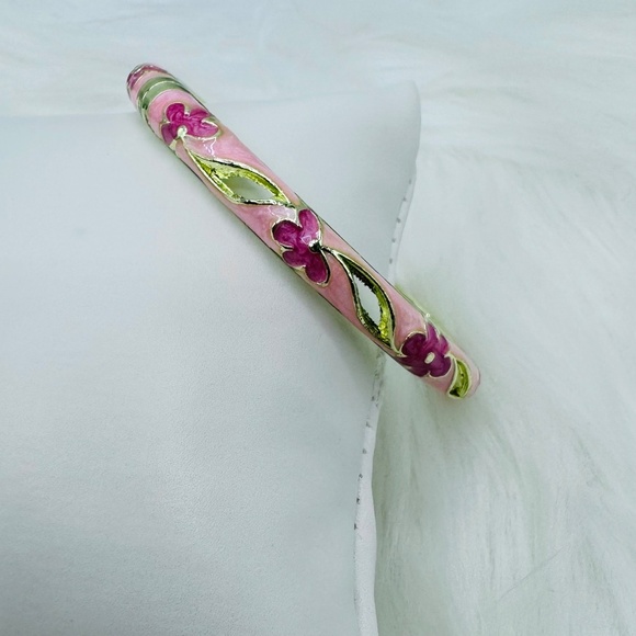 Pink Floral Theme Enamel Hollow Out Cloisonne  Bangle - Picture 5 of 7